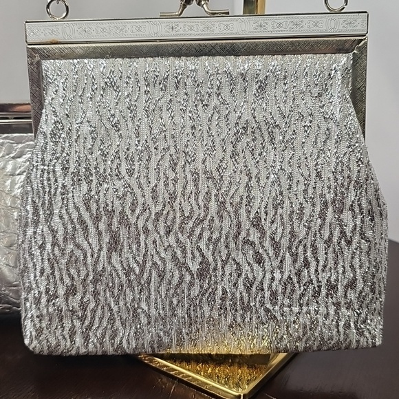 The Silver Bundle - Picture 2 of 7